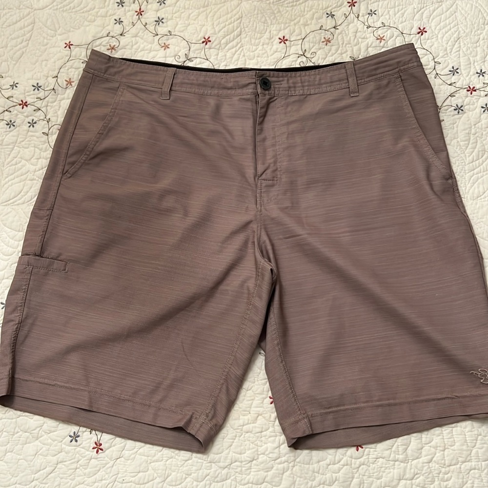 Mens flat front shorts, drawstring, 5 pockets, size 40